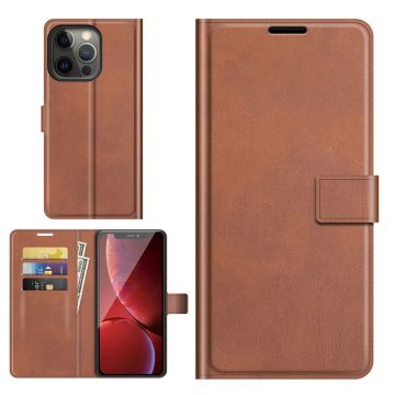 Wallet-style leather case for iPhone 13 Pro - Brown