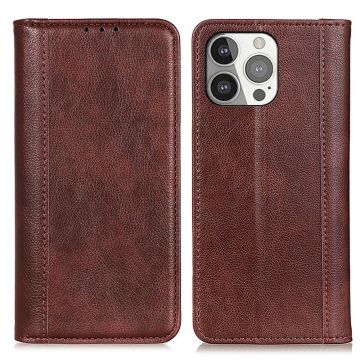 Genuine leather case with magnetic closure for iPhone 13 Pro - Brown